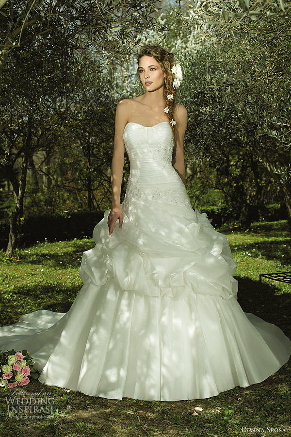 divina-sposa-wedding-dresses-2012.jpg