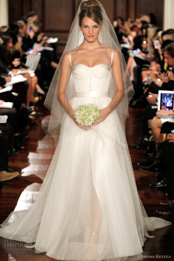 romona-keveza-wedding-dress-2012.jpg