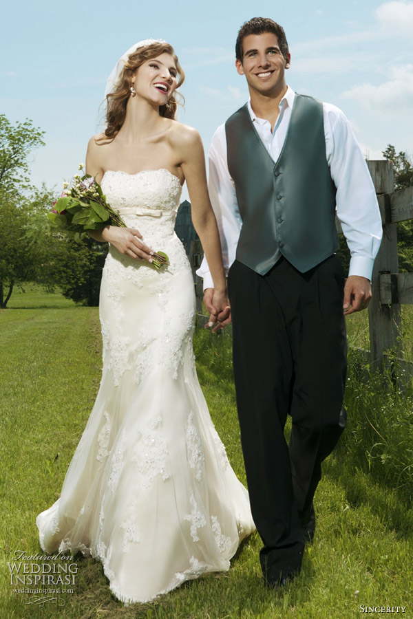 bride-groom-wedding-dress.jpg