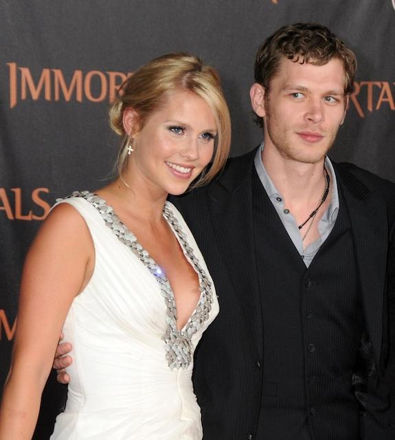 joseph-morgan-claire-holt.jpg