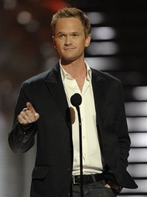 neil-patrick-harris-tvland-emmy-awards-internet-mock-.jpg