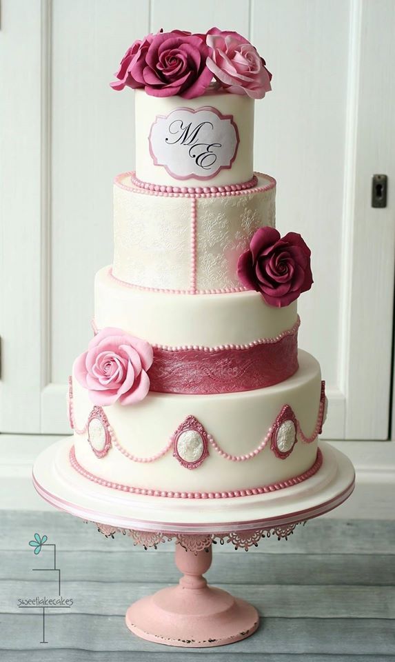 wedding-cakes.jpg