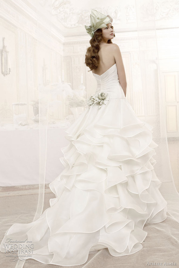 atelier-aimee-wedding-dress-2011.jpg