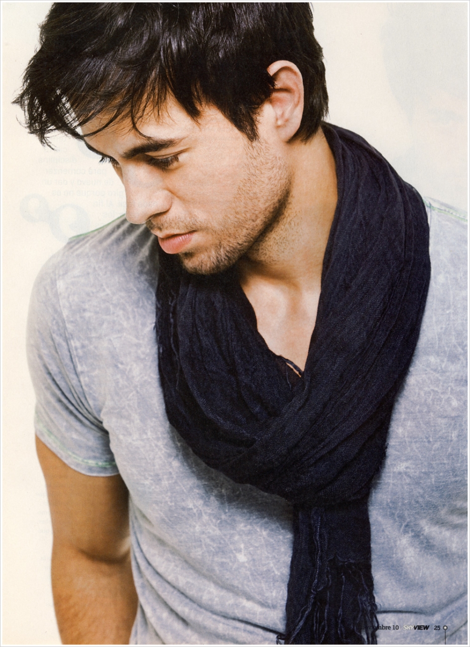 936full-enrique-iglesias.jpg