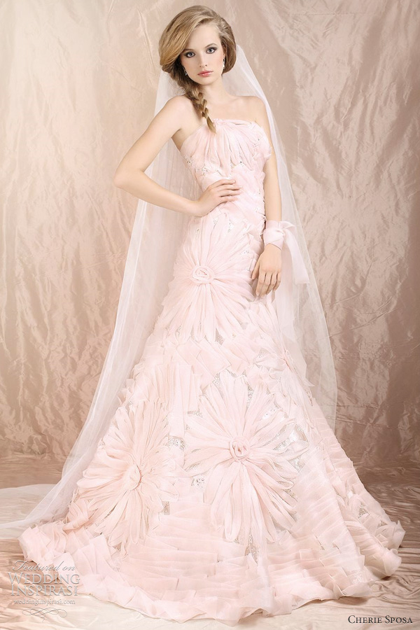 flower-wedding-dress-2012.jpg