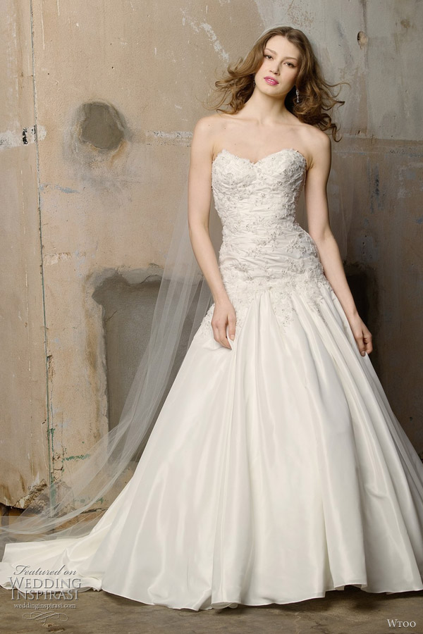 wtoo-wedding-dresses-fall-2011.jpg