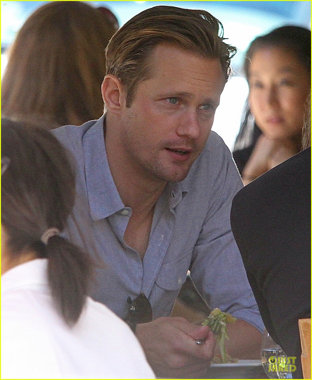 alexander-skarsgard-conan-appearance-tomorrow-02.jpg