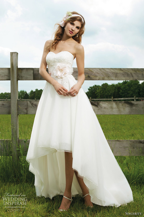 high-low-wedding-dress-mullet.jpg