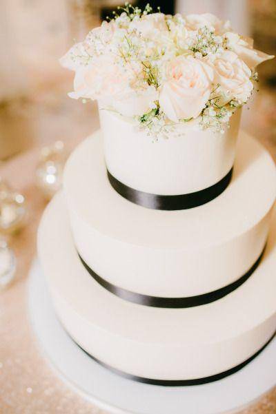 wedding-cakes.jpg